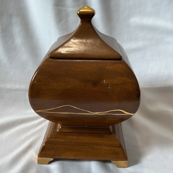 Vintage 1958 Ceramic Urn with Painted Gold Bonsai Trees - Picture 4 of 11